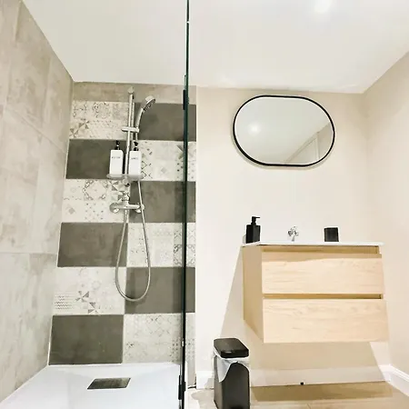 Cosy Refait A Neuf - Proche Aeroport Et Tram * ブーグネ