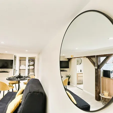 Cosy Refait A Neuf - Proche Aeroport Et Tram アパート ブーグネ