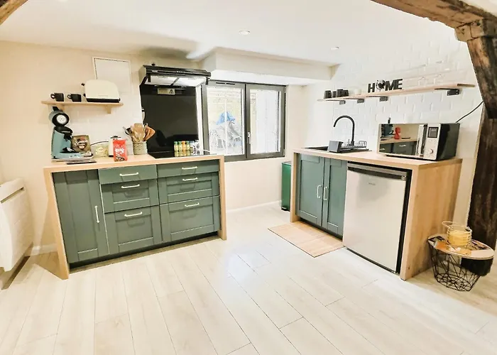 Cosy Refait A Neuf - Proche Aeroport Et Tram *